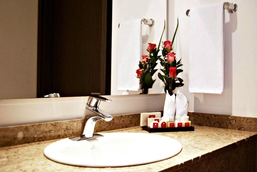 Best Western Calleja Suites بوغوتا المظهر الخارجي الصورة